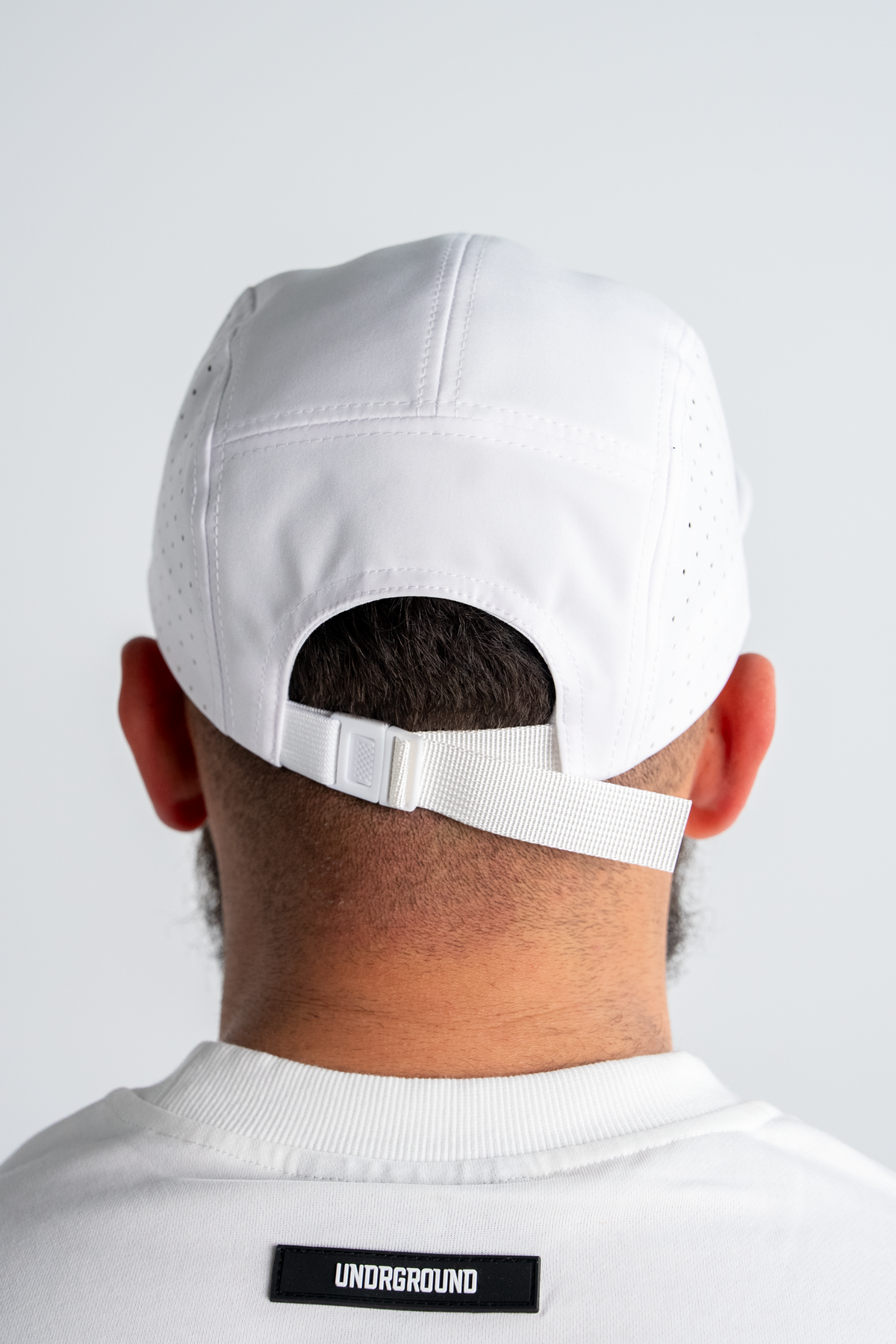 UNDRGROUND CORE PERFORMANCE CAP x WHITE