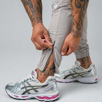 ULTRALIGHT PERFOMANCE JOGGERS X GREY