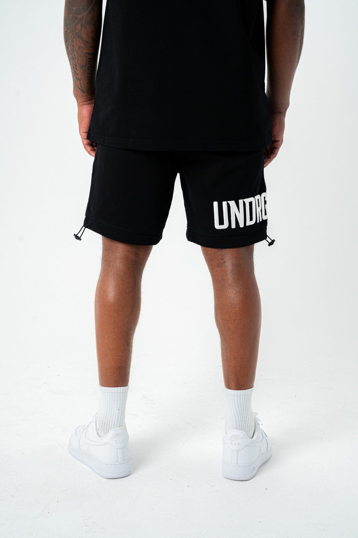 EMPIRE SHORTS- (BLACK/WHITE)