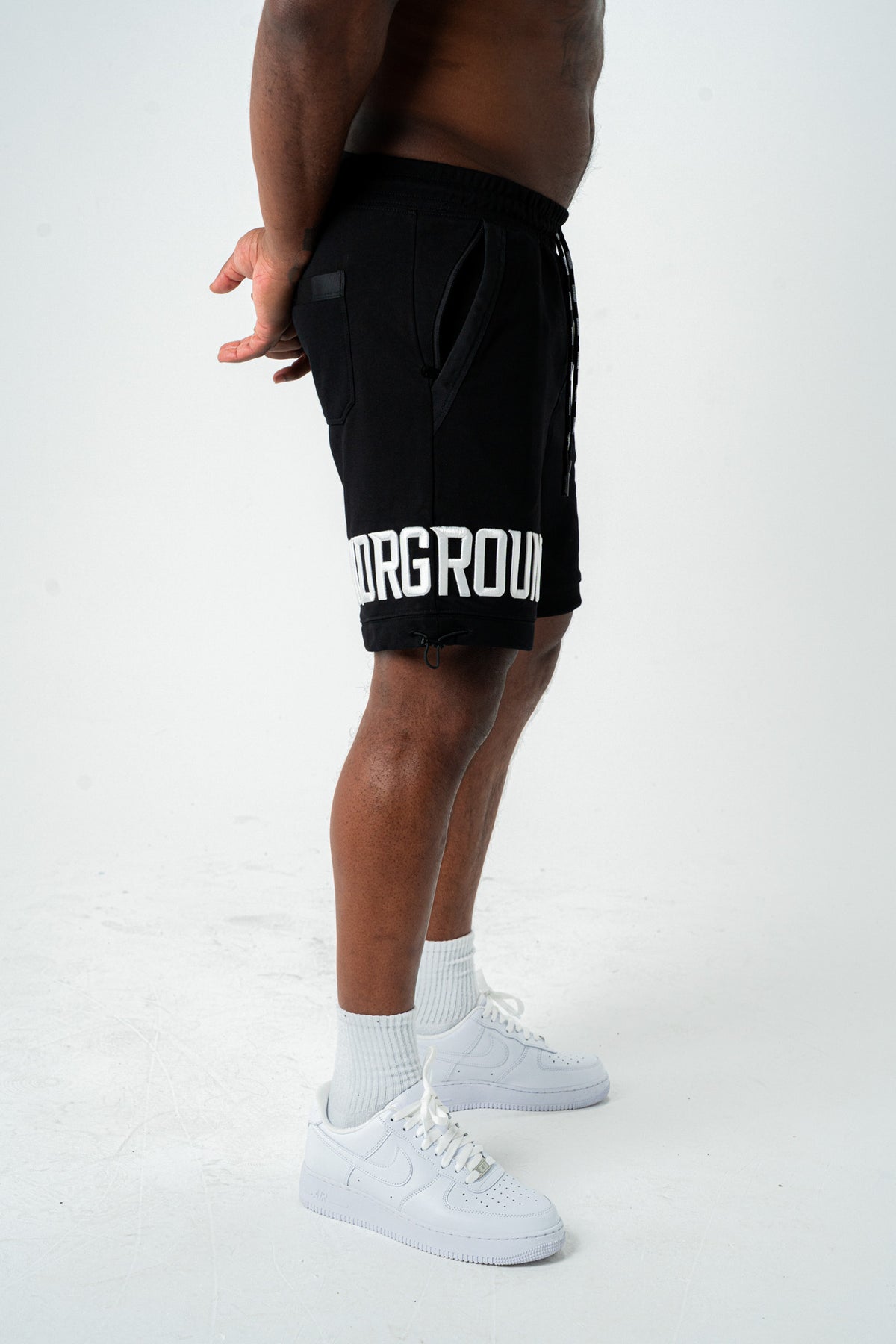 EMPIRE SHORTS- (BLACK/WHITE)