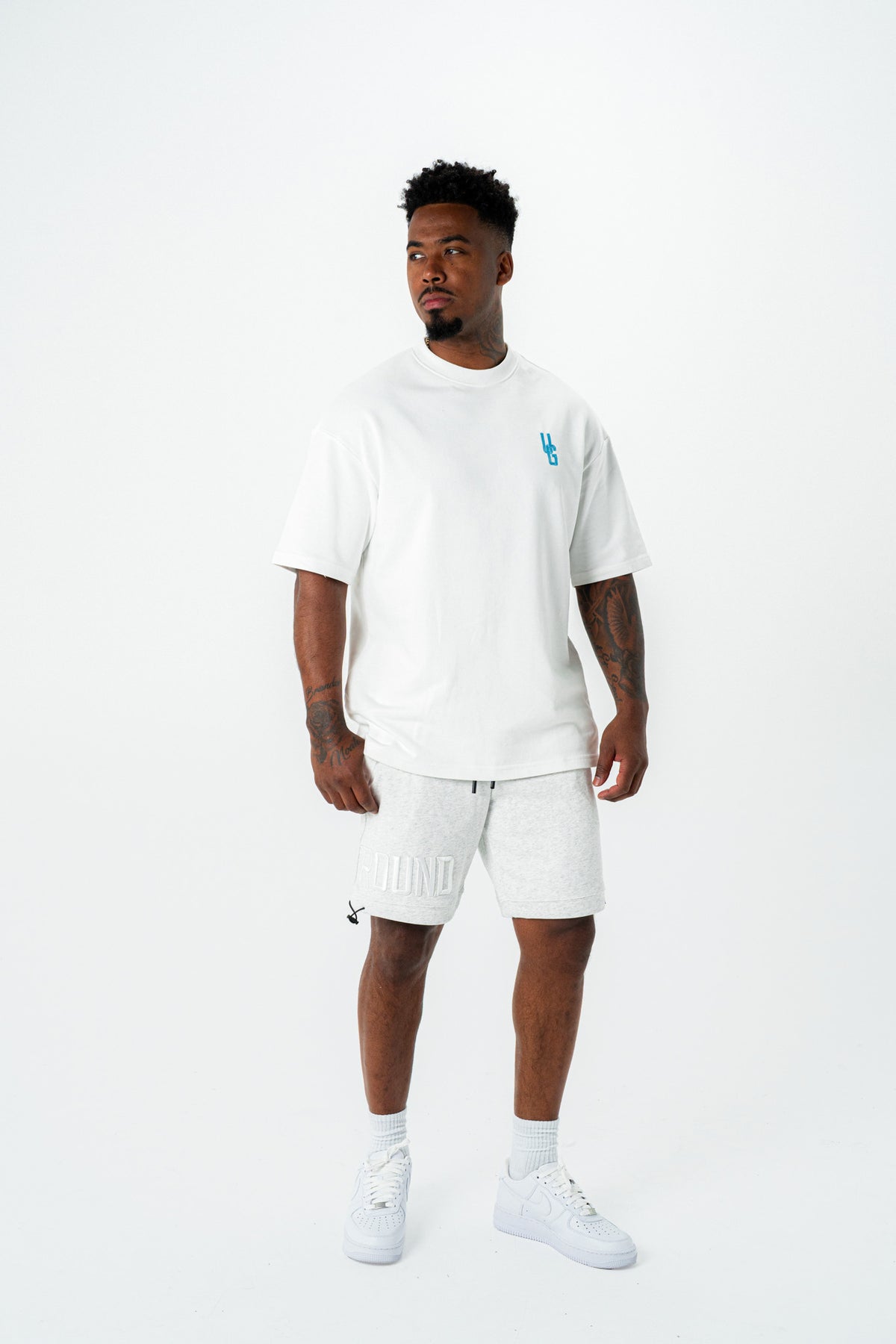 EMPIRE TEE- (WHITE/BLUE)