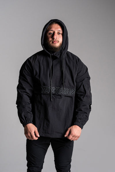 HEAVYWEIGHT WINDBREAKER X BLACK