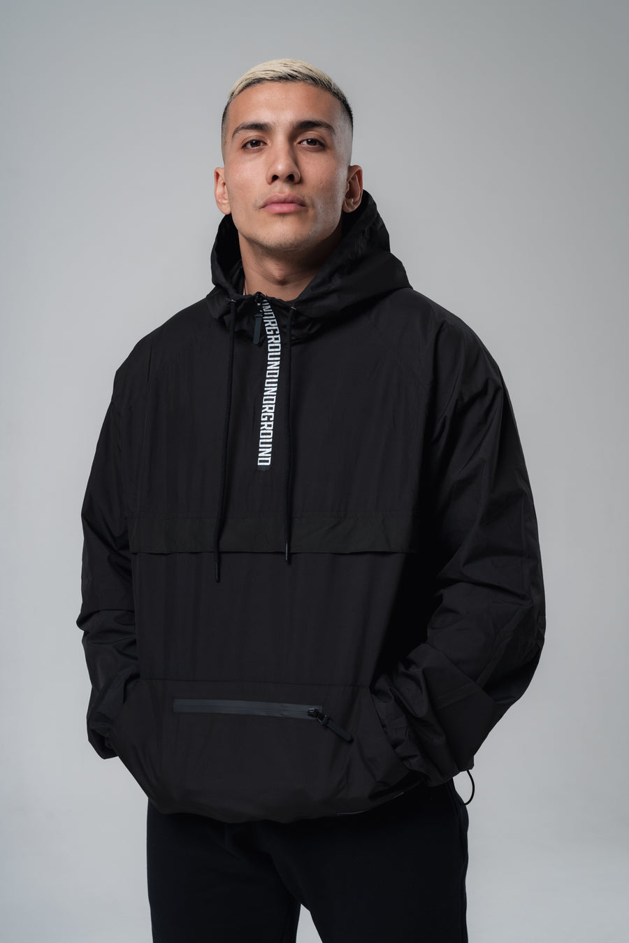 Windbreaker Half Zip x Black