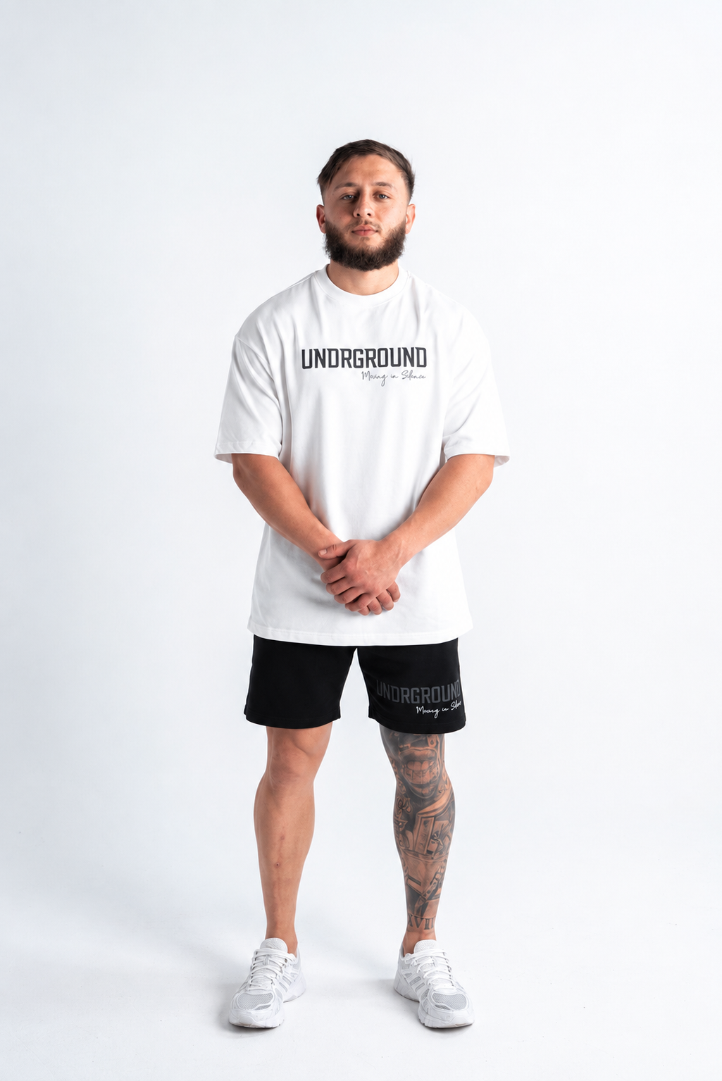 MOVING IN SILENCE TEE x SNOW/BLACK