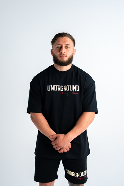 MOVING IN SILENCE TEE x BLACK/RED