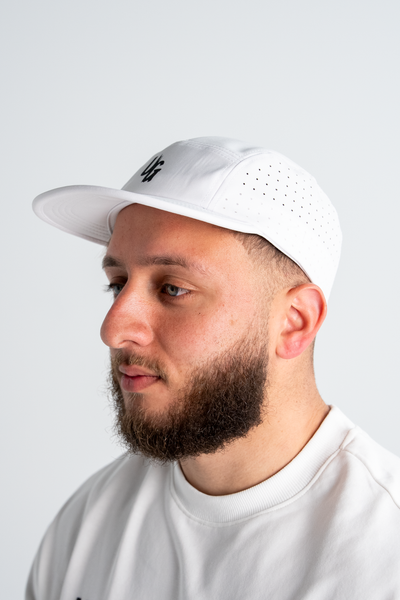 UNDRGROUND CORE PERFORMANCE CAP x WHITE