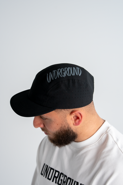 UNDRGROUND CORE PERFORMANCE CAP x BLACK