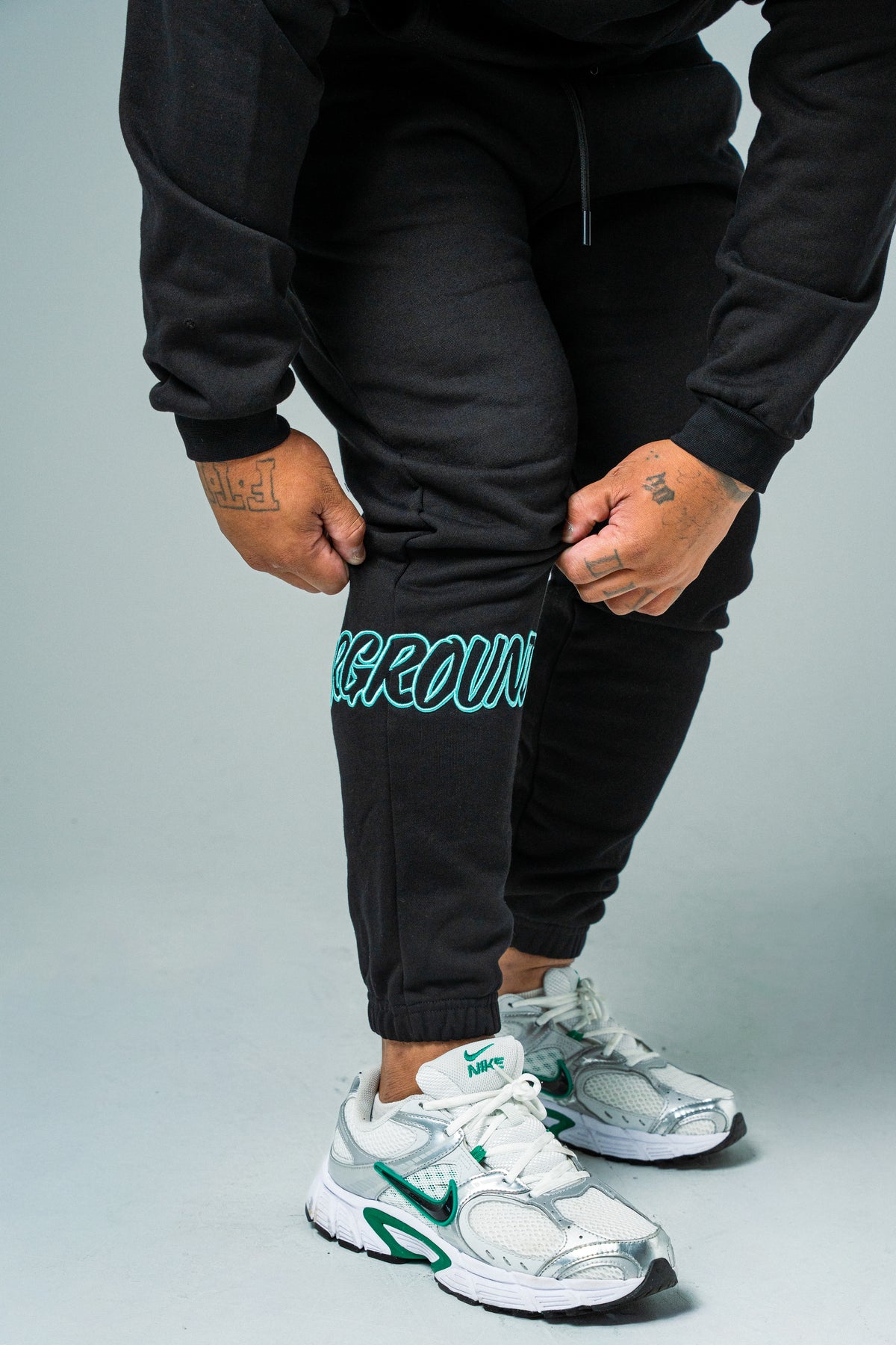 HYPE TRACKPANTS BLACK/TIFFANY