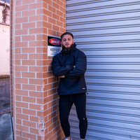 HEAVYWEIGHT WINDBREAKER X BLACK