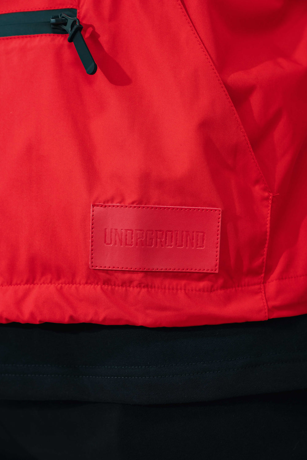 Windbreaker Half Zip x Red