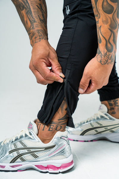 ULTRALIGHT PERFOMANCE JOGGERS X BLACK