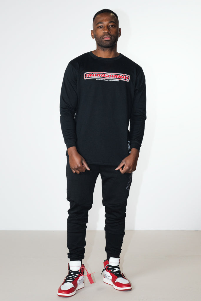 Fitted Long Sleeve Crew Neck Black/Red