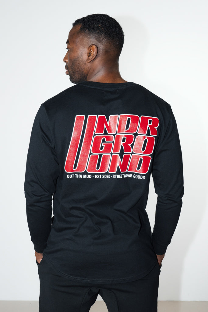 Fitted Long Sleeve Crew Neck Black/Red