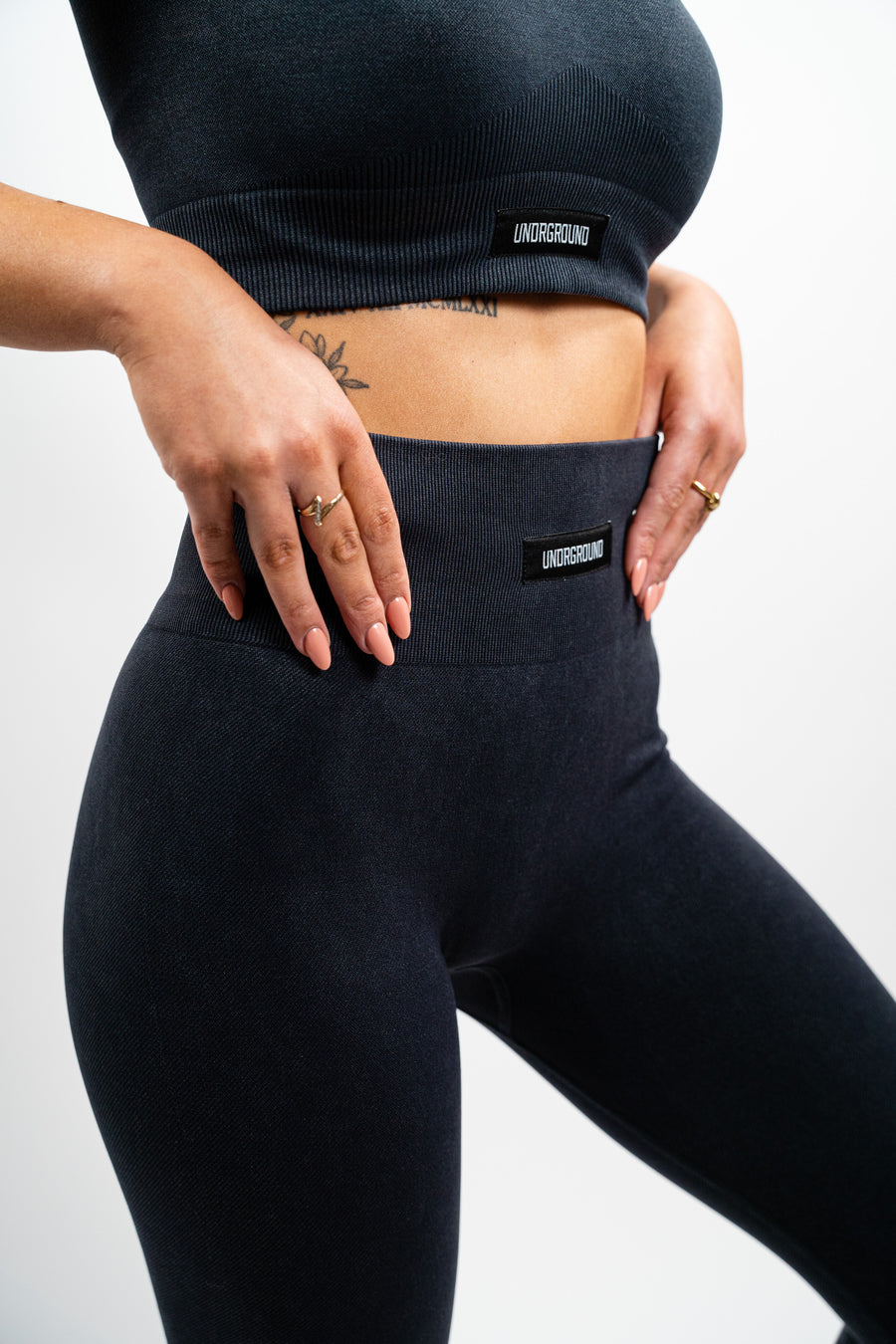 Washed Out Black Seamless Crop